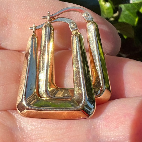 VINTAGE 14K YELLOW GOLD SQUARE DESIGN HOOP HOOPS EARRINGS VERY UNUSUAL UNIQUE